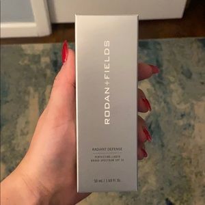 Rodan + Fields Radiant Defense (Beige-2)